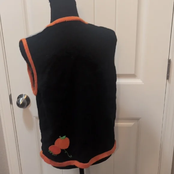 Karen Scott Kids Halloween Vest with Pumpkins and Ghosts - Picture 2 of 10